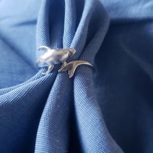 Beautiful dolphin 925 ring